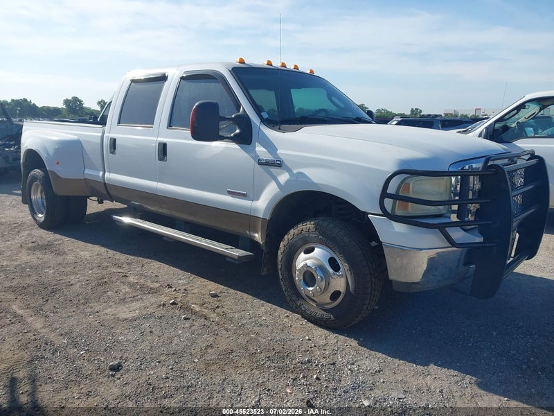 2007 Ford F-350 Lariat/xl/xlt White vin: 1FTWW33P17EA17227