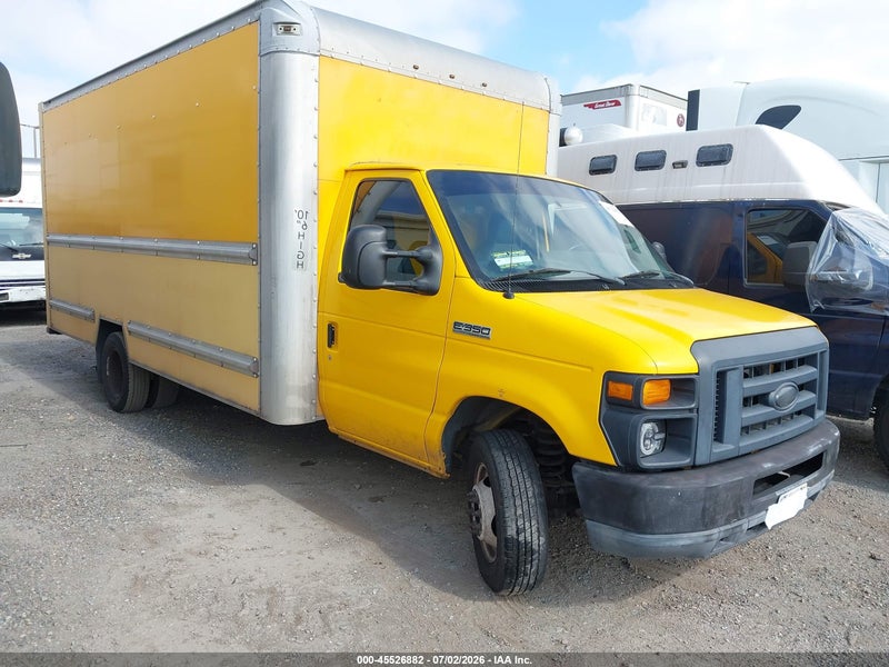 2014 Ford E-350 Cutaway   Yellow vin: 1FDWE3FS7EDA54834