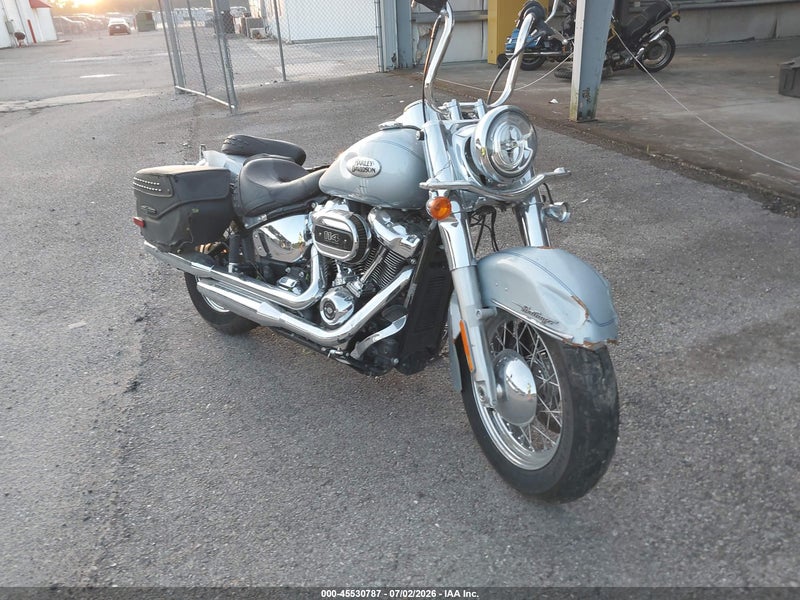 2023 Harley-davidson Flhcs Silver vin: 1HD1YBK18PB063858