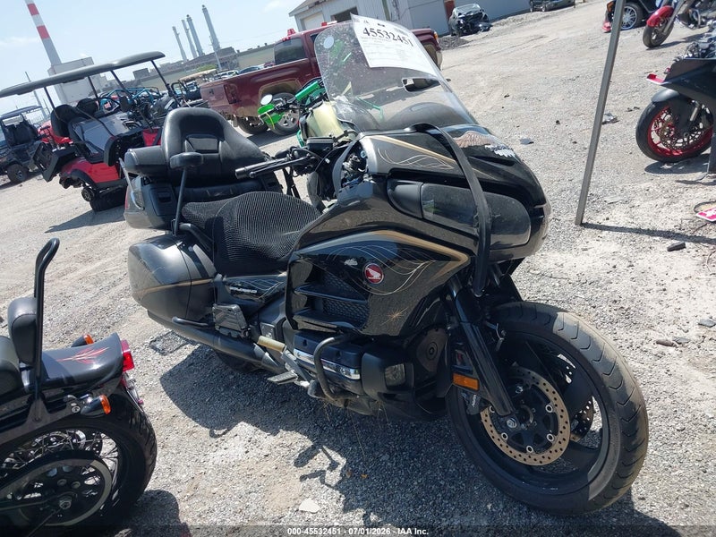 2016 Honda Gl1800   Black vin: JH2SC68HXGK400439