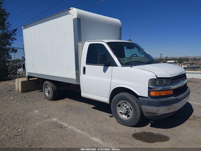 2023 Chevrolet Express Cutaway Work Van White vin: 1GB0GRFPXP1106789