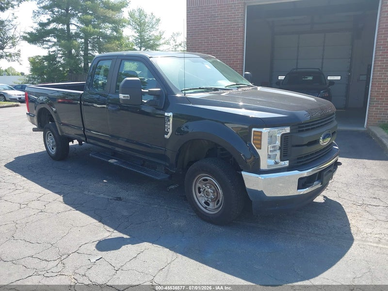 2018 Ford F-350   Black vin: 1FT8X3B6XJEC83996