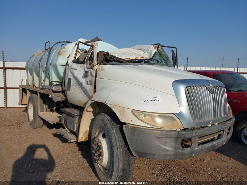 2006 International 4000 4300 White vin: 1HTMMAAN66H245405