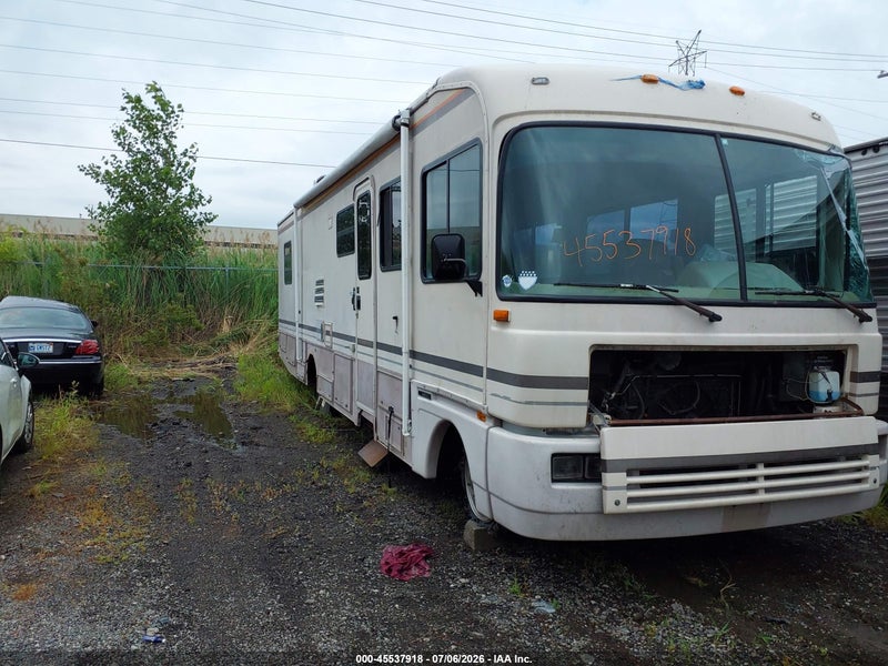 1992 Chevrolet P30   vin: 1GBKP37N4N3300741