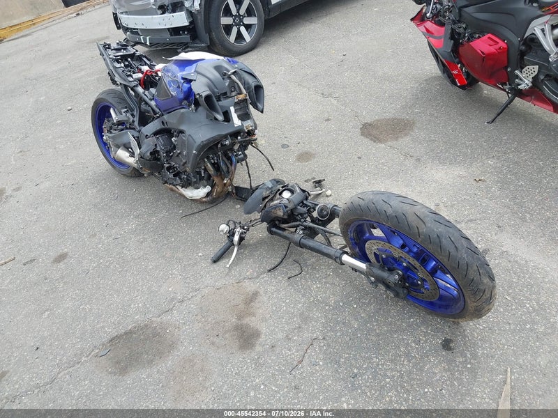 2023 Yamaha Mt09   Blue vin: JYARN71E2PA003901