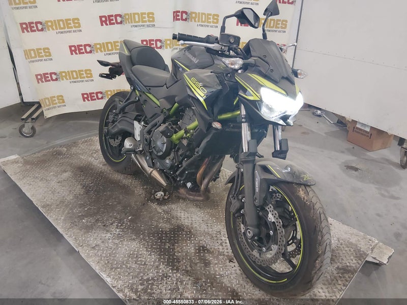 2020 Kawasaki Er650 K Black vin: ML5EREK13LDA11387