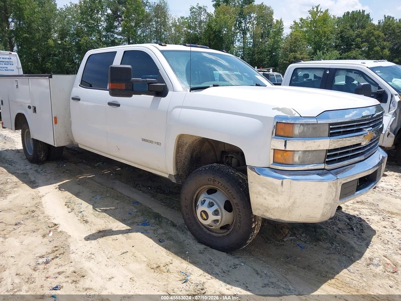 2015 Chevrolet Silverado 3500hd Chassis Wt White vin: 1GB4KYCG3FF532629