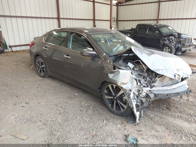 2018 Nissan Altima 2.5 Sr Gray vin: 1N4AL3AP4JC110452