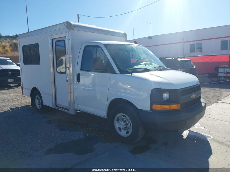 2016 Chevrolet Express Cutaway 3500 White vin: 1GB0GRFG6G1276163