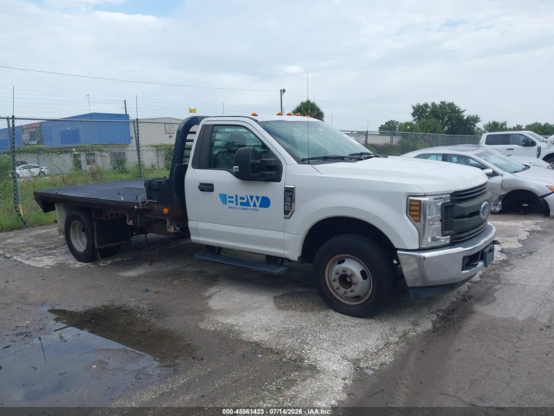 2019 Ford F-350 Chassis Xl White vin: 1FDRF3G64KEG87812