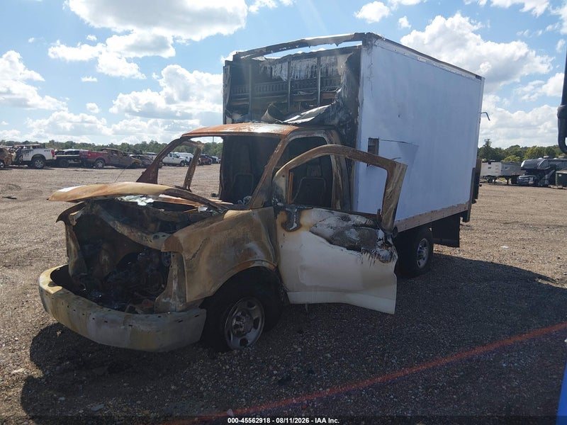 2018 Chevrolet Express Cutaway Work Van vin: 1GB0GRFPXJ1303940