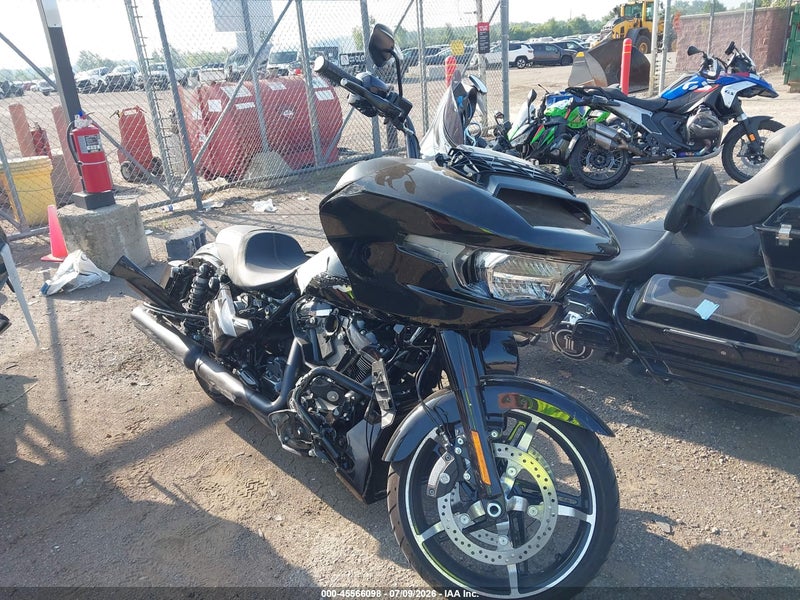 2024 Harley-davidson Fltrx   Black vin: 1HD1KH71XRB663698