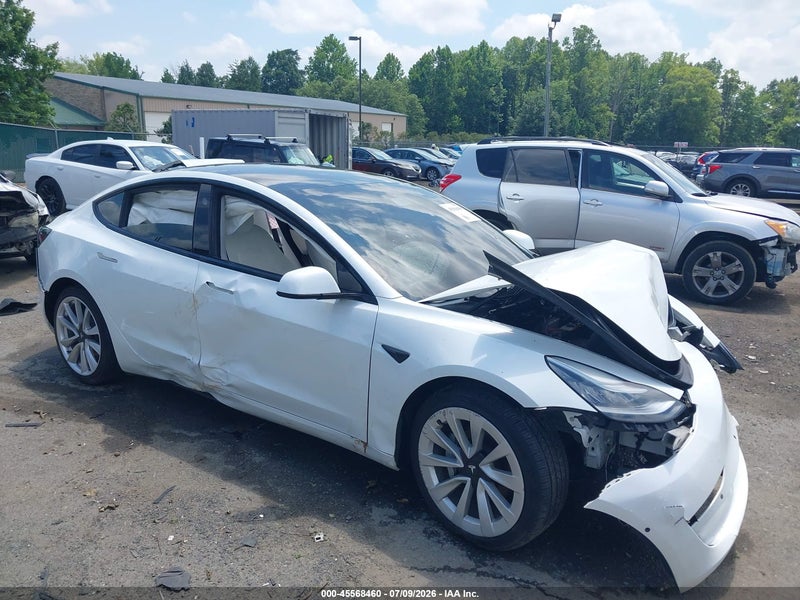 2021 Tesla Model 3 Long Range Dual Motor All-wheel Drive White vin: 5YJ3E1EBXMF862485