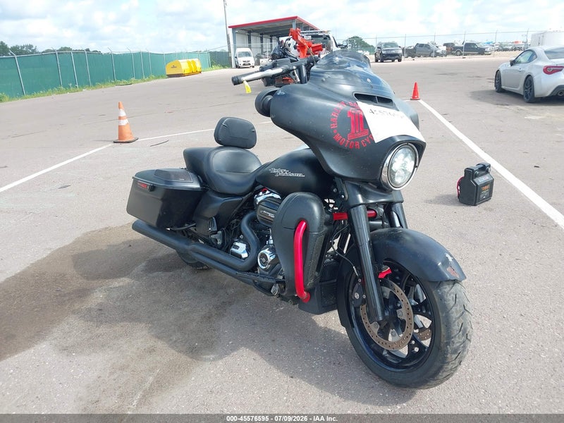 2017 Harley-davidson Flhxs Street Glide Special Black vin: 1HD1KRC19HB631710