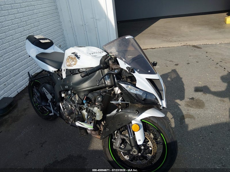 2017 Kawasaki Zx636 E White vin: JKBZXJE1XHA025378