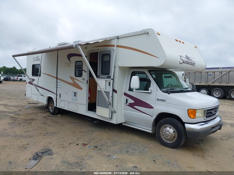 2006 Ford E-450 Cutaway   Белый vin: 1FDXE45S96HB28275
