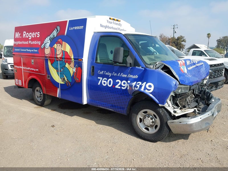 2015 Chevrolet Express Cutaway 3500 Red vin: 1GB0G2CG0F1274953