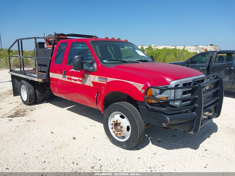 2005 Ford F-450 Lariat/xl/xlt Red vin: 1FDXX47Y95EC88121