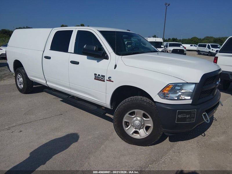 2017 Ram 3500 Tradesman  4x4 8' Box White vin: 3C63R3GL9HG762326