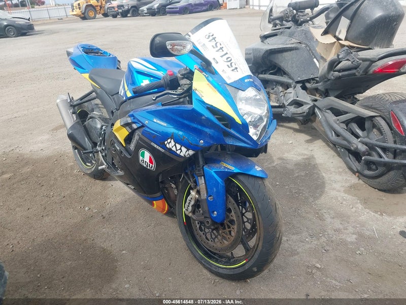 2015 Suzuki Gsx-r600   Blue vin: JS1GN7FAXF2101014