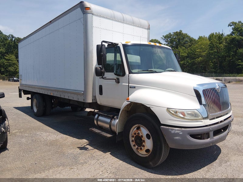 2008 International 4000 4400 White vin: 1HTMKAAL68H642149