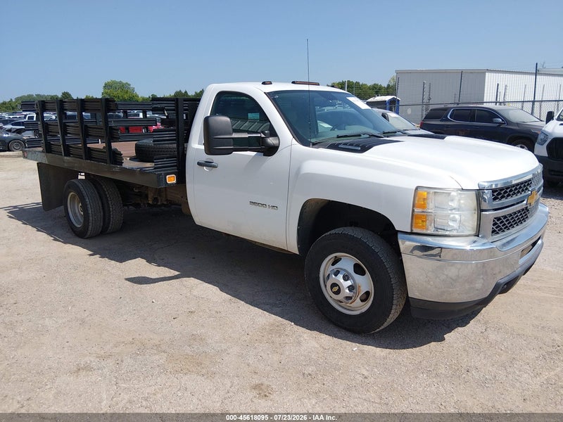 2014 Chevrolet Silverado 3500hd Chassis Work Truck White vin: 1GB3CZCG1EF126992