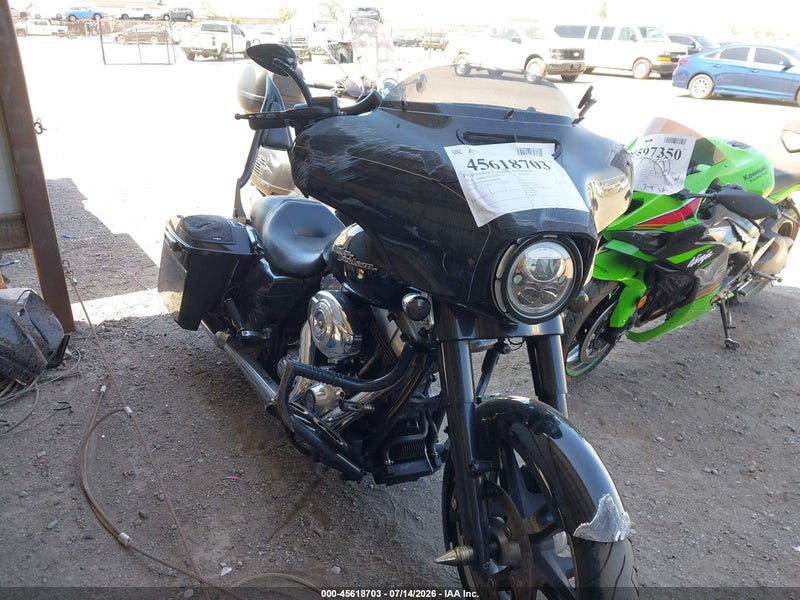 2014 Harley-davidson Flhxs Street Glide Special Черный vin: 1HD1KRM11EB679082