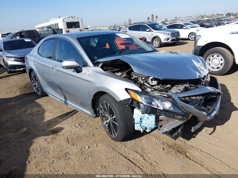 2020 Toyota Camry Se Silver vin: 4T1G11AK6LU314066