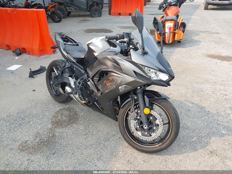 2023 Kawasaki Ex650 R Black vin: ML5EXER17PDA87373
