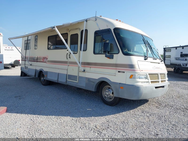 1992 Chevrolet P30   Tan vin: 1GBKP37N7N3313371