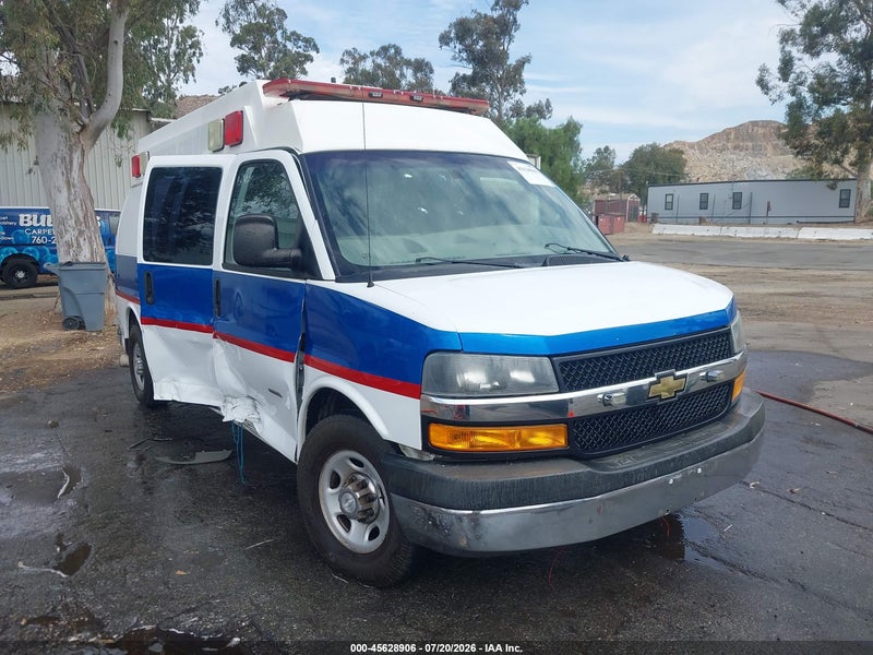 2014 Chevrolet Express 3500   White vin: 1GBZGUCL5E1205612