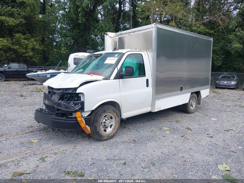 2025 Chevrolet Express Cutaway Work Van White vin: 1HA0GSF71SN001641