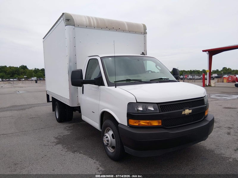 2019 Chevrolet Express Cutaway 4500   White vin: 1GB0GRFP8K1274195