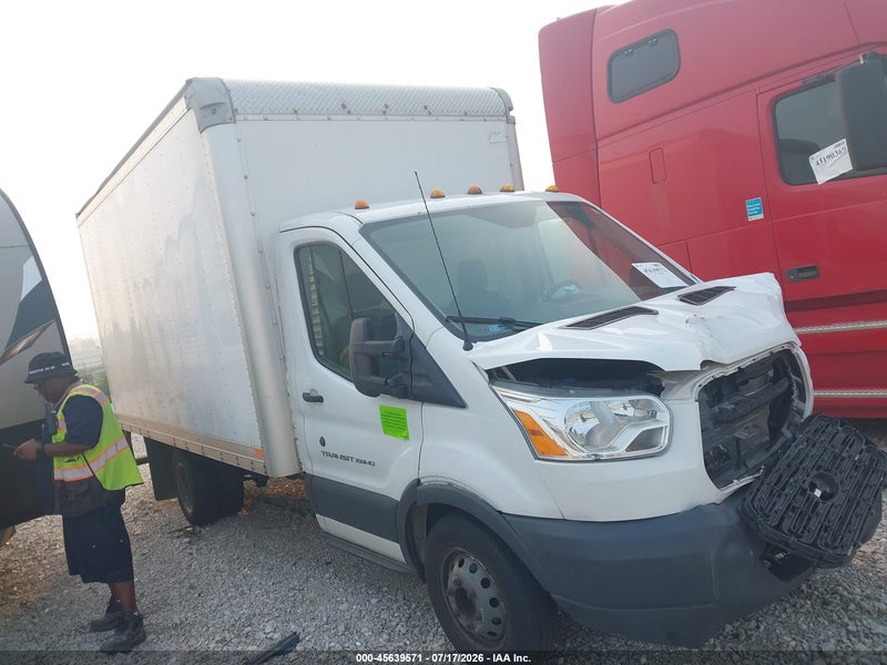 2017 Ford Transit-350 Cutaway   Белый vin: 1FDBF8PM4HKA15661
