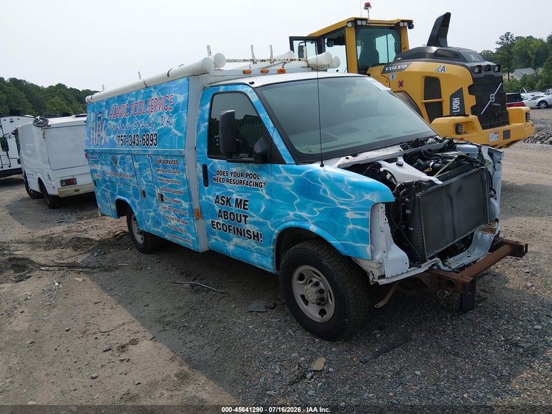 2008 Chevrolet Express Cutaway Work Van White vin: 1GBHG31K781195914
