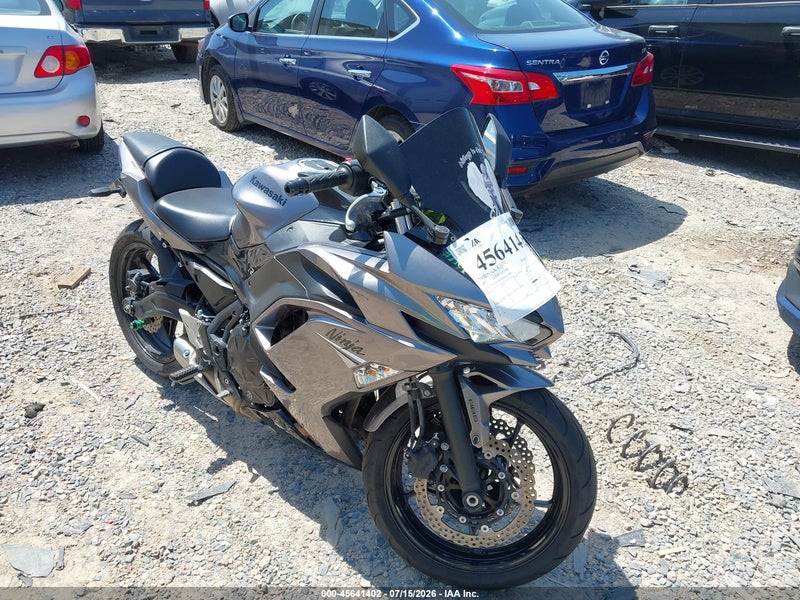 2021 Kawasaki Ex650 M Gray vin: ML5EXEM19MDA35939