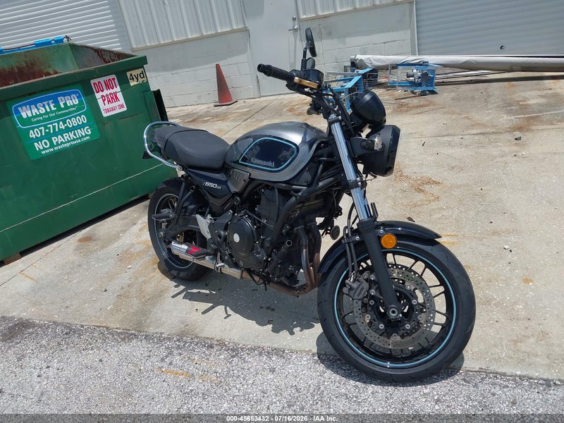 2023 Kawasaki Er650 M Gray vin: ML5EREM14PDAA9002
