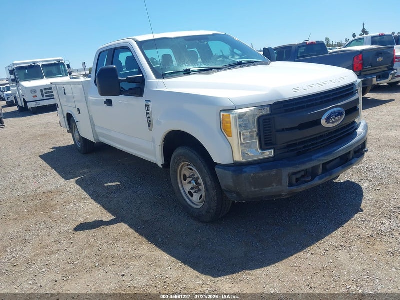 2017 Ford F-350 Xl White vin: 1FD8X3A65HEE29048
