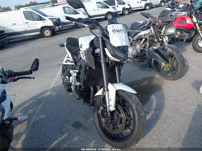 2017 Yamaha Fz09 C White vin: JYARN53Y5HA000536