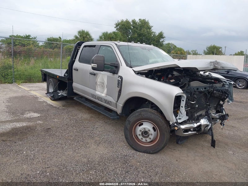 2024 Ford F-350 Chassis Xl Gray vin: 1FD8W3HT8REC15381