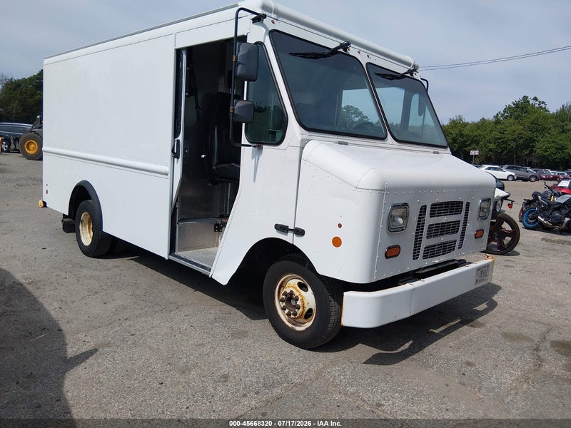 2017 Ford E-350 Stripped   Белый vin: 1FC3E3KS0HDC56335