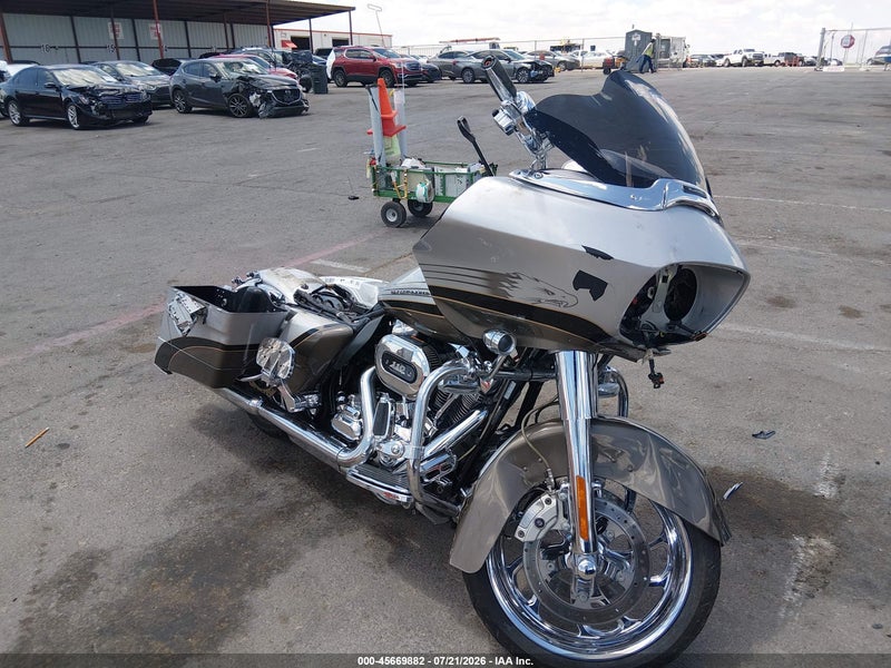 2009 Harley-davidson Fltrse3   Серебряный vin: 1HD1PV8119Y950861