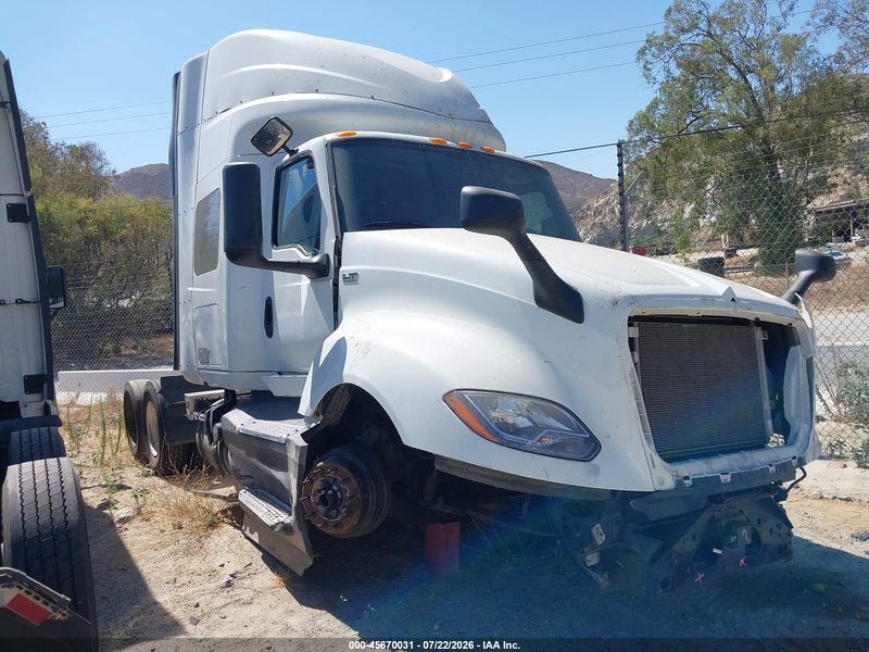 2023 International Lt   White vin: 3HSDZTZR0PN115510