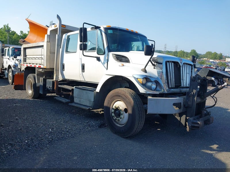2017 International Workstar 7400   White vin: 3HAWDTAR1HL477947