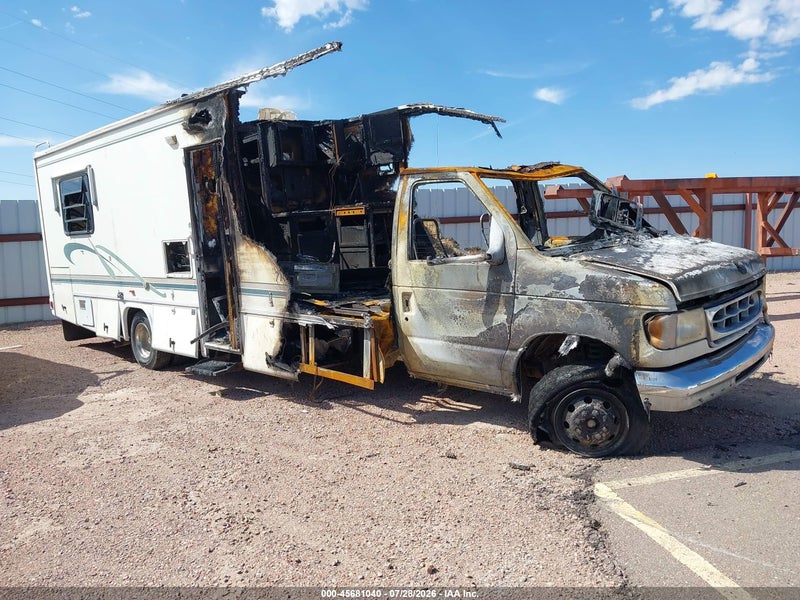 1998 Ford Econoline E450 Super Duty Cutwy  Rv White vin: 1FDXE40S2WHB00440