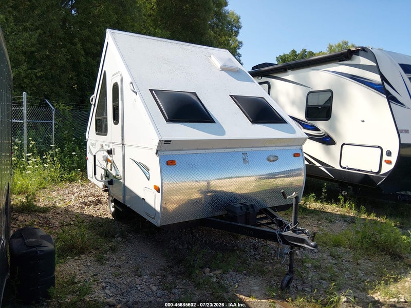 2014 Forest River Other   White vin: 4X4CFS619ED171413