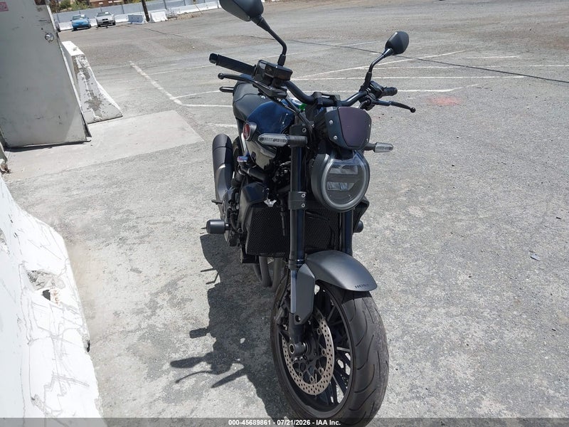 2023 Honda Cb1000 Ra Black vin: JH2SC8010PK500205