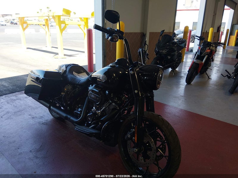 2025 Harley-davidson Flhrxs   Black vin: 1HD1KVP16SB617953