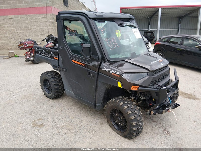 2024 Polaris Ranger Xp 1000 Northstar Premium Black vin: 4XARRU99XR8090902