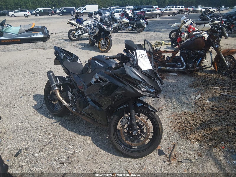 2022 Kawasaki Ex400   Черный vin: JKAEXKH19NDAH8652